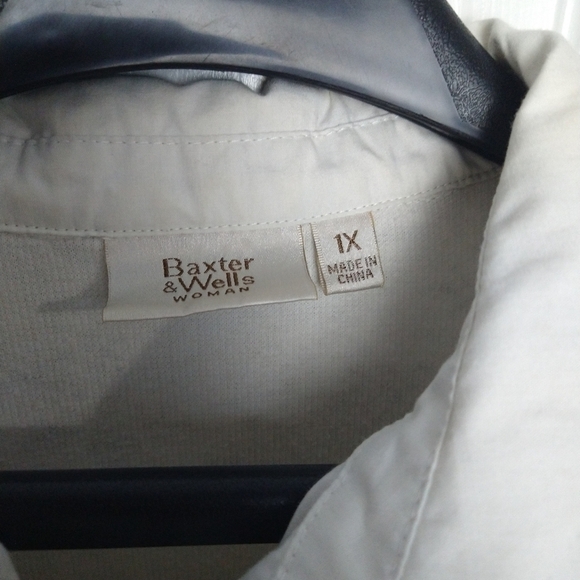 Baxter&wells woman white collared snowflake zip pullover shirt Size 1X - Picture 6 of 8